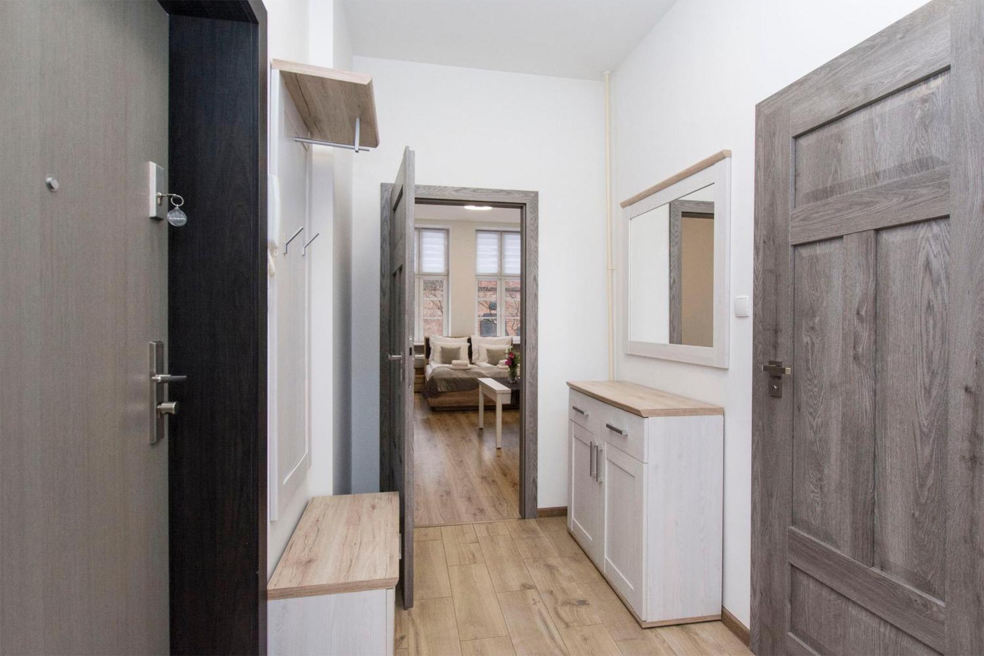 Maya's Flats & 45 - Lux Ogarna 2 Bedrooms Gdansk